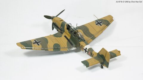 JU 87 B-2