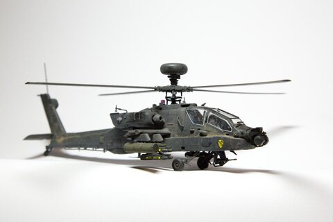1/72 Academy AH-64D "Late Version"