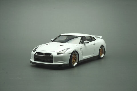 Nissan GTR