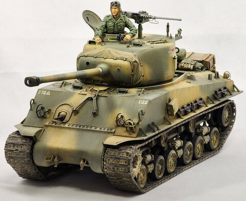 Asuka 1/35 M4A3E8 Korean War