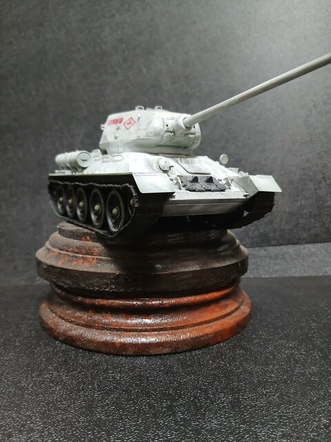 T34/85 동계위장