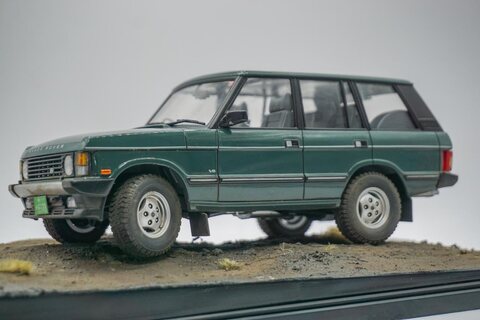 LandRover LH36D RangeRover (Aoshima)