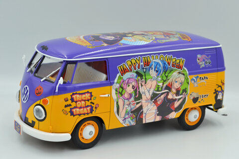 Volkswagen Type2 DeliveryVan "Egg Girls Happy Halloween"
