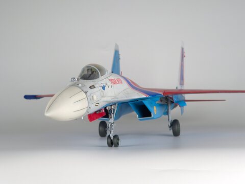 GWH 1/48 SU-35S Russian Knights