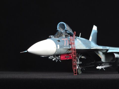 Minibase 1/48 SU-33 플랭커D Red77
