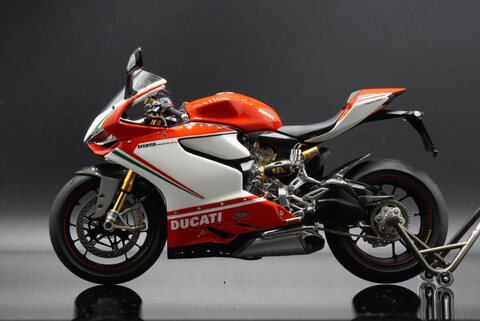 Tamiya 1/12 Ducati Panigale S Tricolore