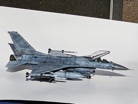 1/48 F-16A/C (아카데미)