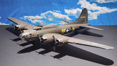 "Memphis Belle" UK, May 1943