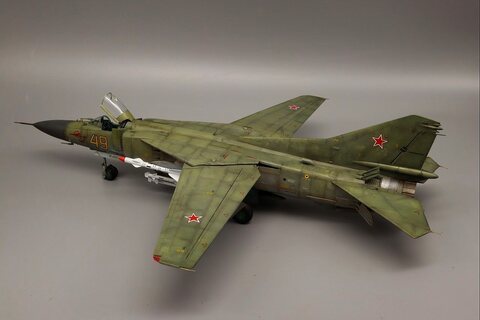 Mig-23 플로거 1/48입니다.