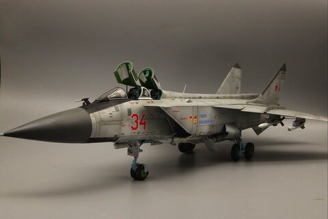 SR-71 블랙버드를 요격해 유명한 Mig-31 폭스하운드