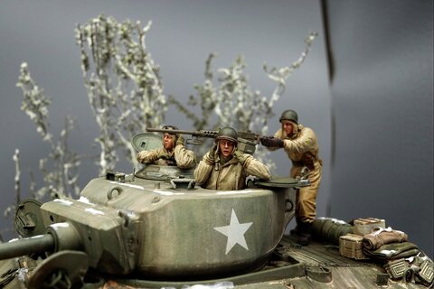 First in Bastogne, 4기갑 점보셔먼과 크루
