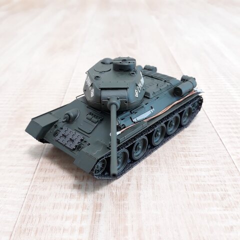 1/48 T-34/85 (HobbyBoss)
