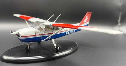 Academy Cessna 172 (1/48)