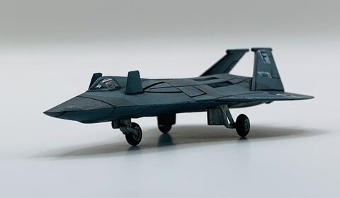아이디어회관 F-19 Stealth Fighter (1/144)