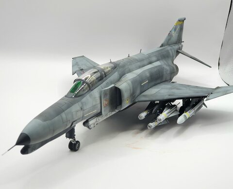 Meng 1/48 F-4G WILD WEASEL
