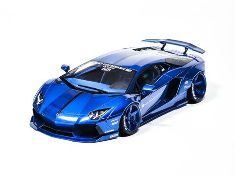 [Aoshima] 1/24 LBWK Aventador