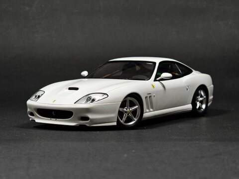 [Fujimi] Ferrari 575M