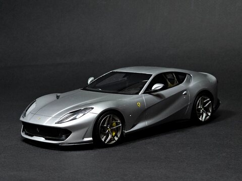 【Alphamodel】1/24 Ferrari 812 Superfast