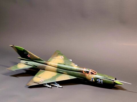 즈베즈다 MIG-21 MF(1/72) 완성