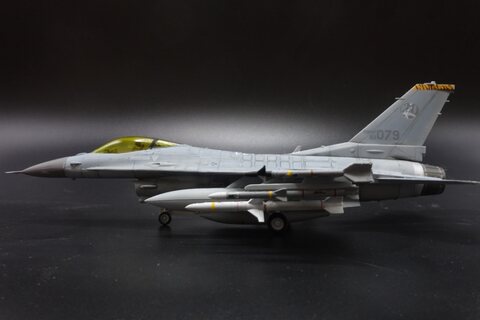 GGC Scale Factory 1/72 KF-16U