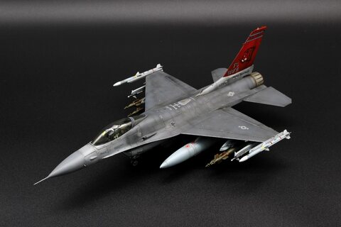 1/48 F-16C