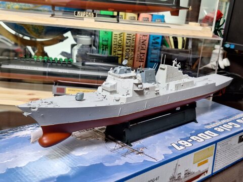 트럼페터 1/350 USN DDG-67 Cole 제작기 2