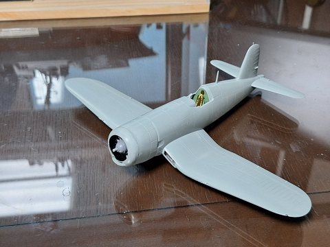 아카데미 1/48 USN F4U-4 Corsair 제작 2