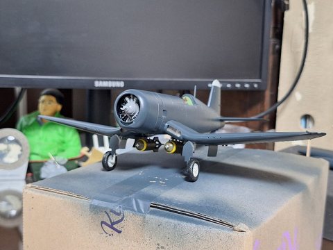 아카데미 1/48 USN F4U-4 Corsair 제작기 3