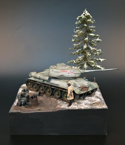 1/35 T-34/85 디오라마