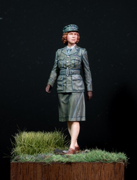1/35 라이프미니어쳐 - 엘리자베스 공주 2세