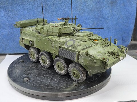 1/35 LAV-III Trumpater