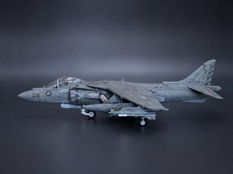 1/18 Av-8b 해리어 II