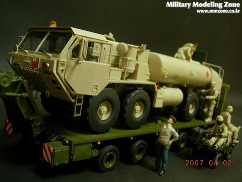 M-978 OSHKOSH FUEL TRUCK