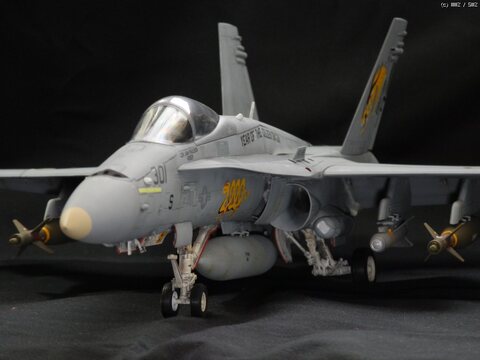 1/32 F/A-18C HORNET