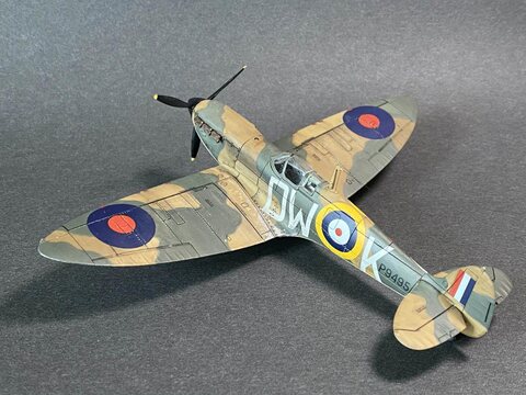 Spitfire Mk.Ia (Airfix 1/72)
