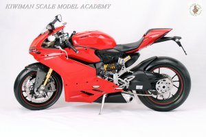 [POCHER] 1/4 DUCATI 1299 PANIGALE S