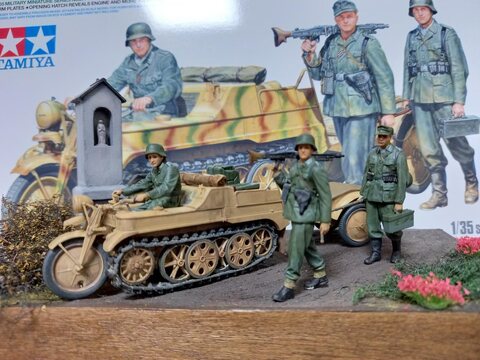 Tamiya 1/35 Kettengrafrad
