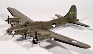 B-17E (1/72 Academy)