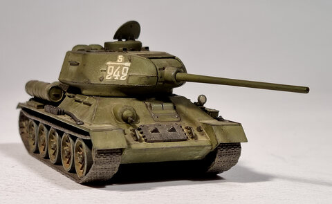 T34-85 (1/72 Revell)
