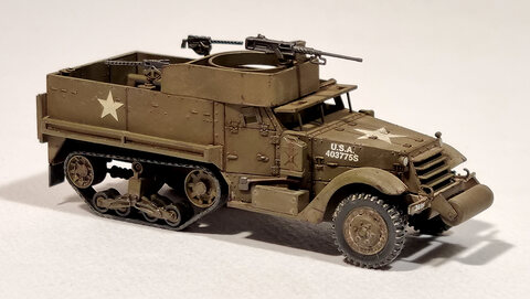 M3 Half track (1/72 Academy)