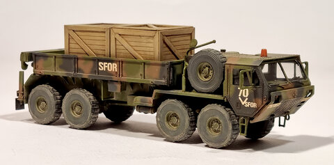 m977 Oshkosh Cargo truck (1/72 Academy)