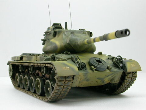 10년 만의 컴백 ..이타레리 M47