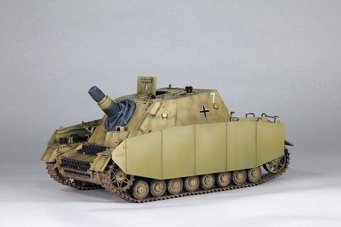 1/35 German Sturmpanzer IV Brummbar Ver.Mid