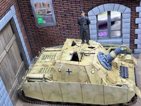 1/35 German Sturmpanzer IV Brummbar Ver.Mid 베이스 완성입니다.