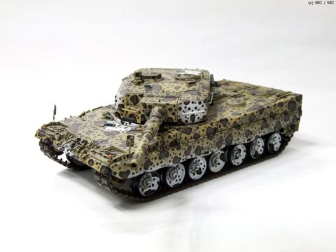 1/35 Leopard 2A4 (Hobby Boss)
