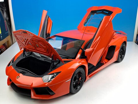 1/8 Pocher Lamborghini Aventador LP700-4