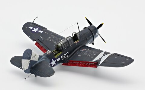 SB2C-4 Helldiver (Academy, 1/72)