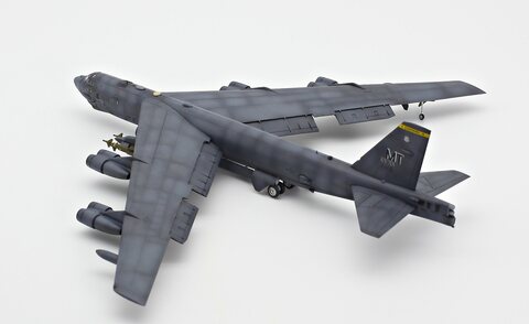 B-52H (GWH, 1/144)