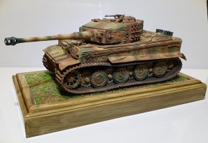아카데미 TIGER TANK