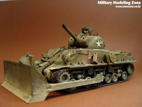 M4A3  도저 셔먼